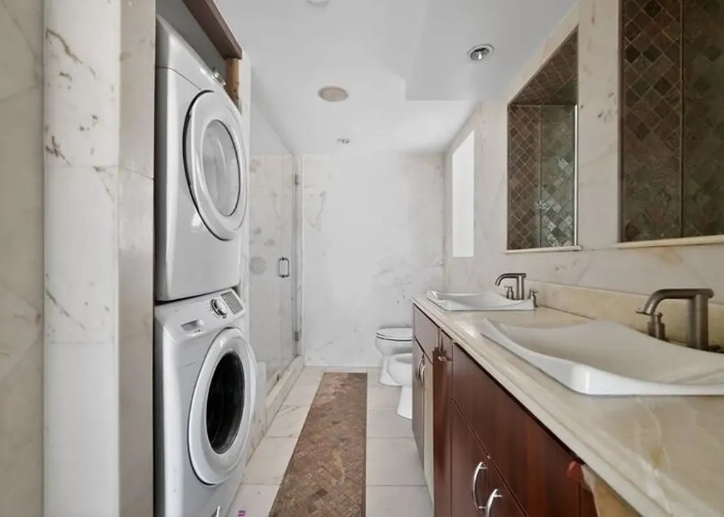 6061 Collins Avenue Miami Beach FL 33140