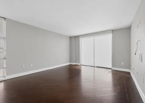 6061 Collins Avenue Miami Beach FL 33140