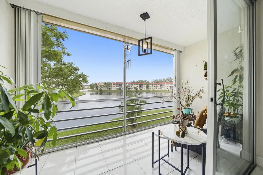 2900 Sunrise Lakes Drive W Sunrise FL 33322