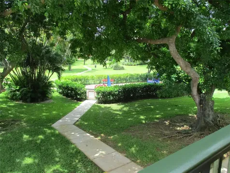 123 Yacht Club Way Hypoluxo FL 33462