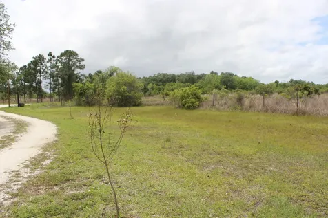 15367 NW 296th Street Okeechobee FL 34972