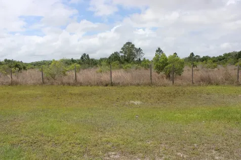 15367 NW 296th Street Okeechobee FL 34972