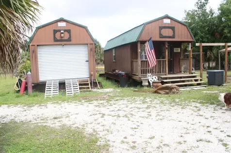 15367 NW 296th Street Okeechobee FL 34972
