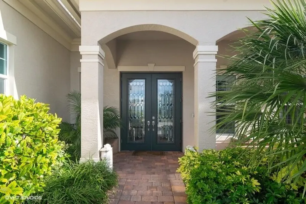 17120 SW Ambrose Way Port St Lucie FL 34986