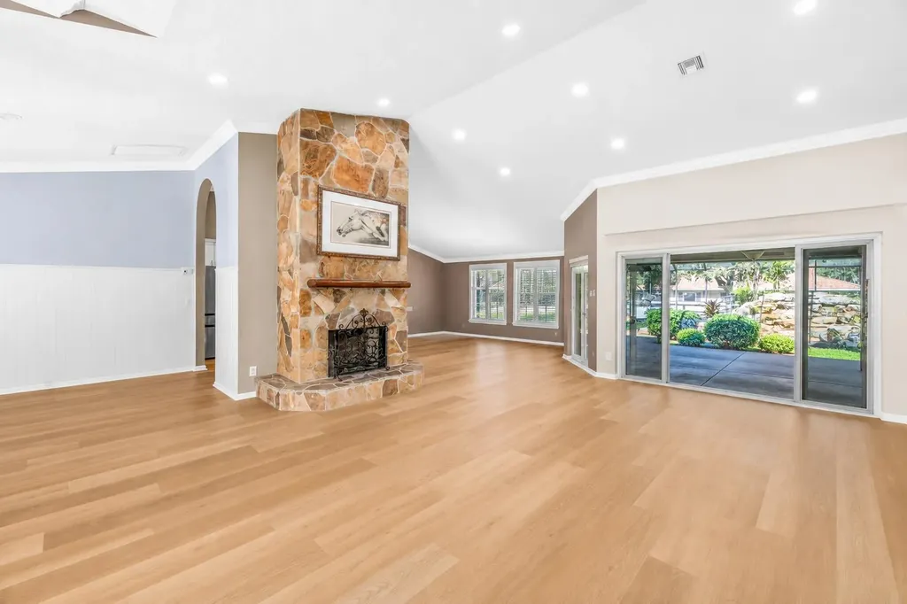 2559 Palm Deer Drive Loxahatchee FL 33470