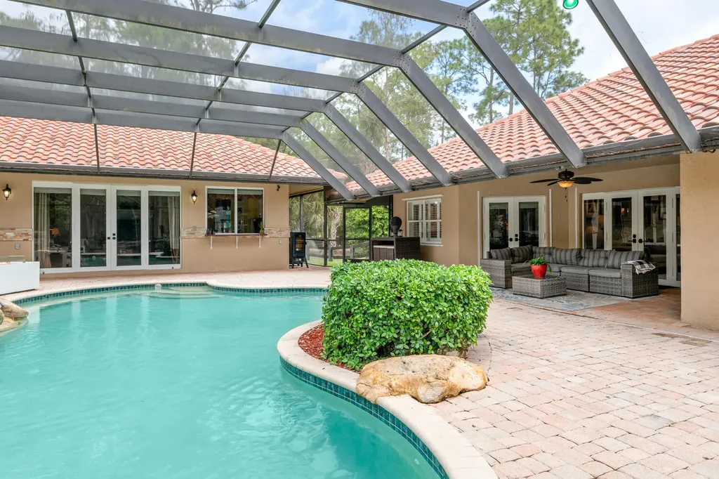 2559 Palm Deer Drive Loxahatchee FL 33470