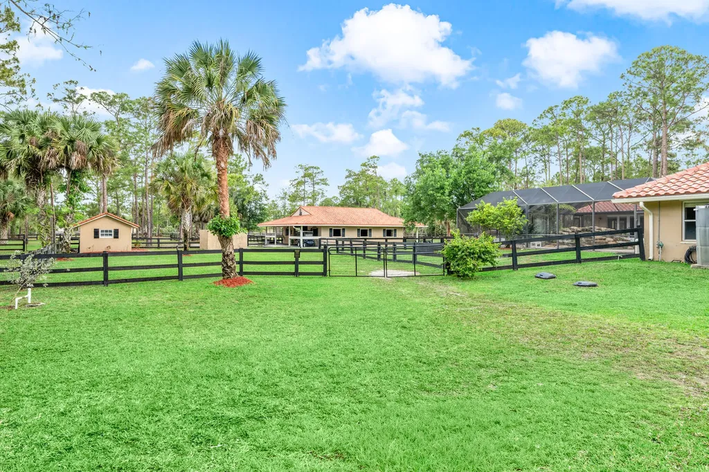 2559 Palm Deer Drive Loxahatchee FL 33470