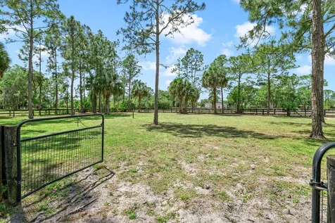 2559 Palm Deer Drive Loxahatchee FL 33470