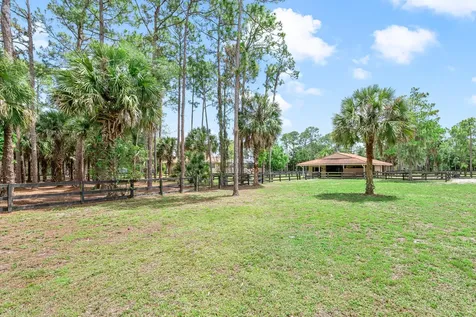 2559 Palm Deer Drive Loxahatchee FL 33470