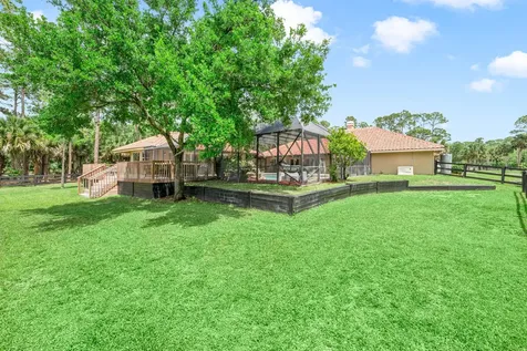 2559 Palm Deer Drive Loxahatchee FL 33470