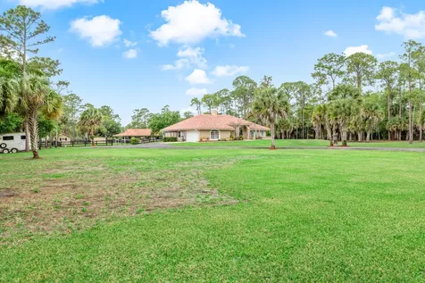 2559 Palm Deer Drive Loxahatchee FL 33470