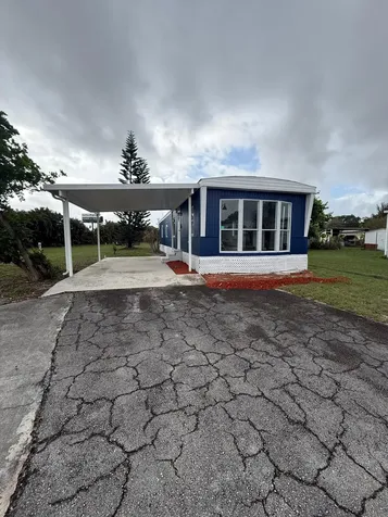 4022 68th Street N Riviera Beach FL 33404