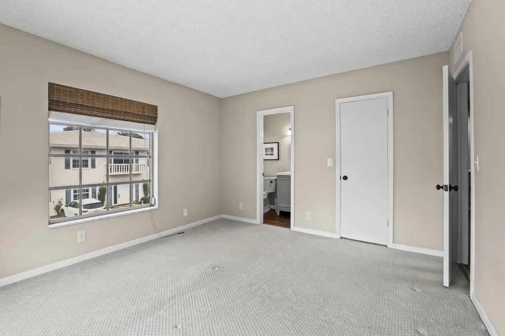 2211 NE 67th Street Fort Lauderdale FL 33308