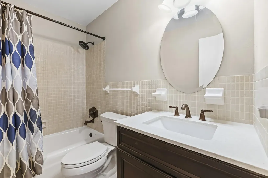 2211 NE 67th Street Fort Lauderdale FL 33308