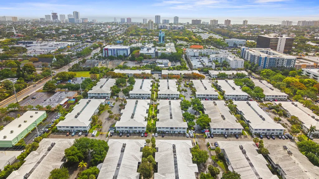2211 NE 67th Street Fort Lauderdale FL 33308