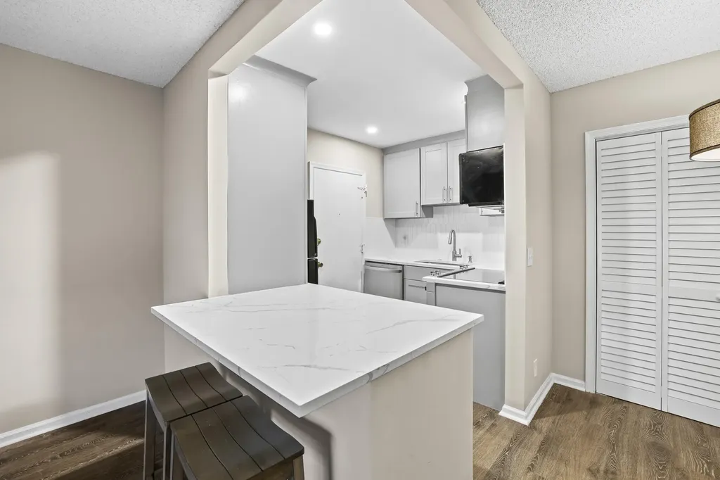 2211 NE 67th Street Fort Lauderdale FL 33308