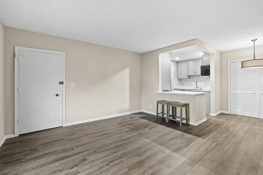 2211 NE 67th Street Fort Lauderdale FL 33308