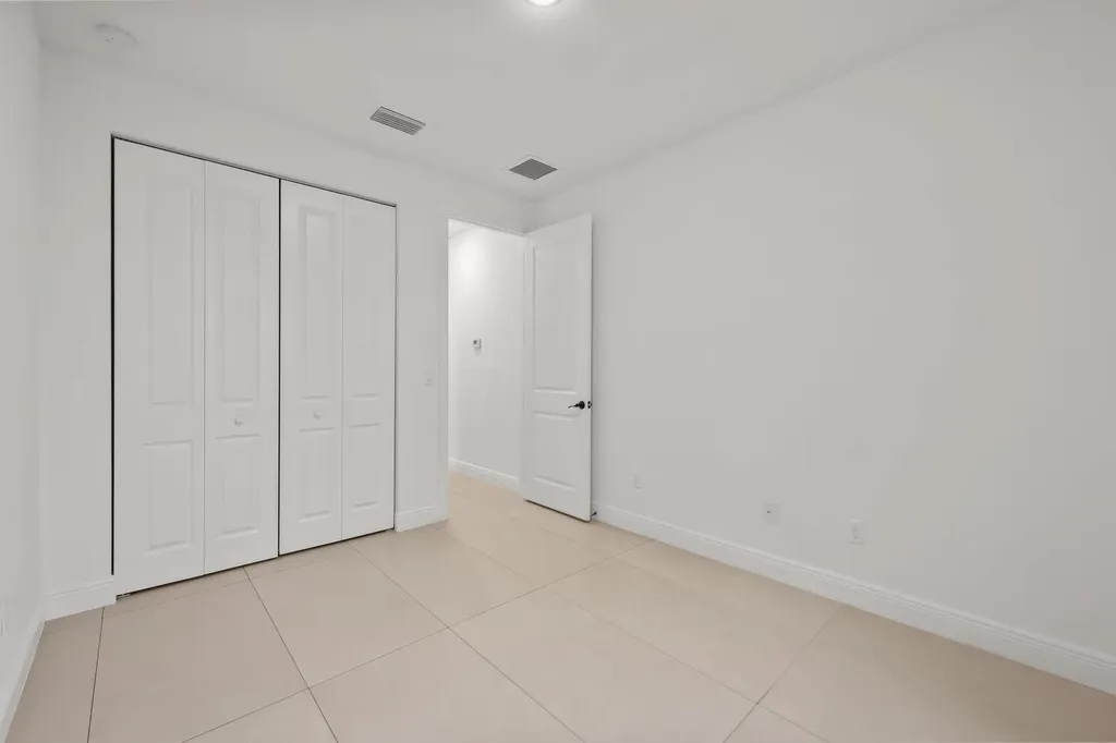 633 55th Street West Palm Beach FL 33407