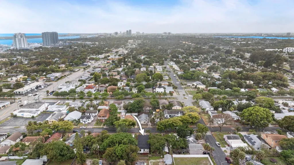 633 55th Street West Palm Beach FL 33407