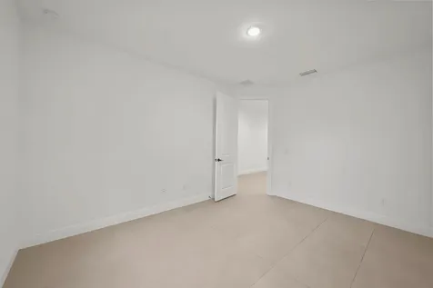 633 55th Street West Palm Beach FL 33407