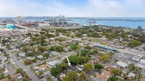633 55th Street West Palm Beach FL 33407