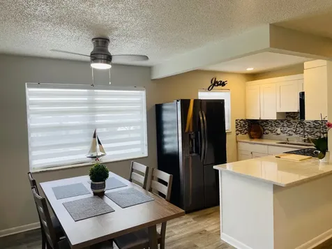 277 Chatham N West Palm Beach FL 33417