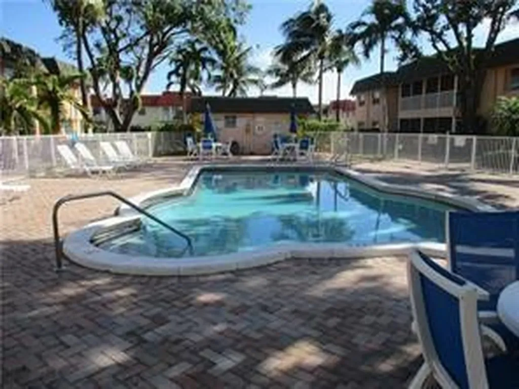 770 SE 2nd Avenue Deerfield Beach FL 33441