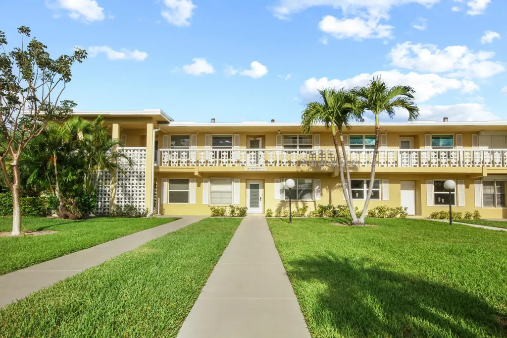 1001 Flame Vine Avenue Delray Beach FL 33445