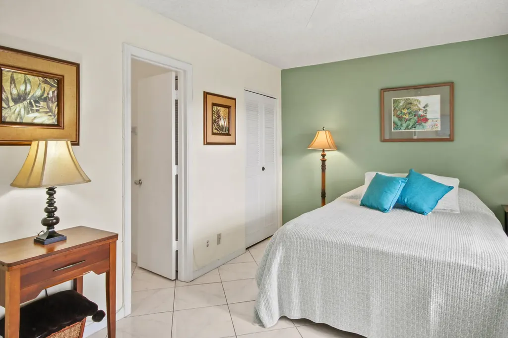 1001 Flame Vine Avenue Delray Beach FL 33445