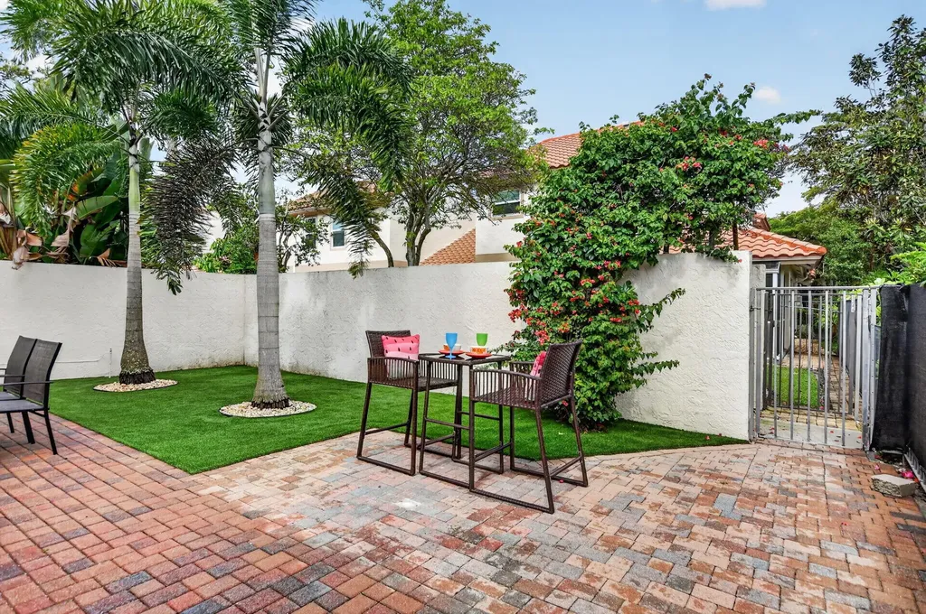 5195 Majorca Club Drive Boca Raton FL 33486
