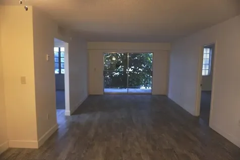 1250 NE 125th Street North Miami FL 33161