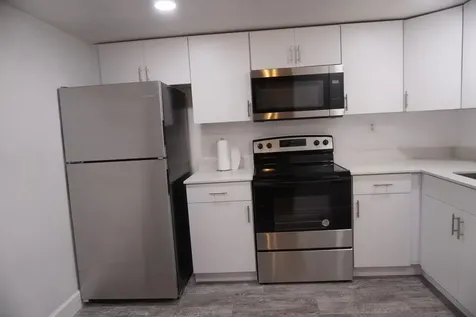 1250 NE 125th Street North Miami FL 33161