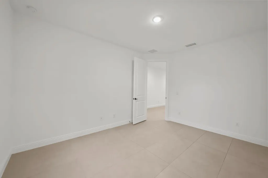 633 55th Street West Palm Beach FL 33407