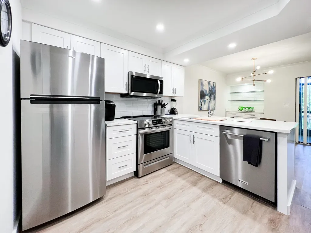 1605 S Us Highway 1 Jupiter FL 33477
