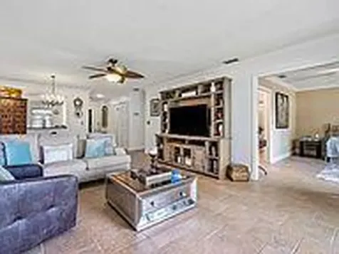 2910 SW 22nd Circle Delray Beach FL 33445