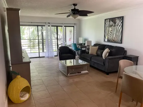 2910 SW 22nd Circle Delray Beach FL 33445