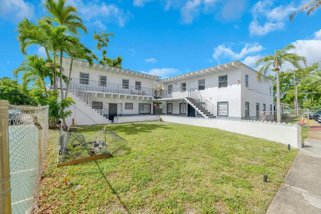 4101 SW 61st Avenue Davie FL