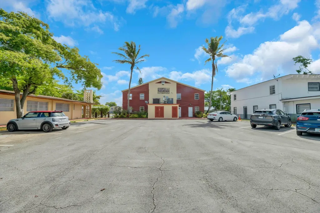 4101 SW 61st Avenue Davie FL