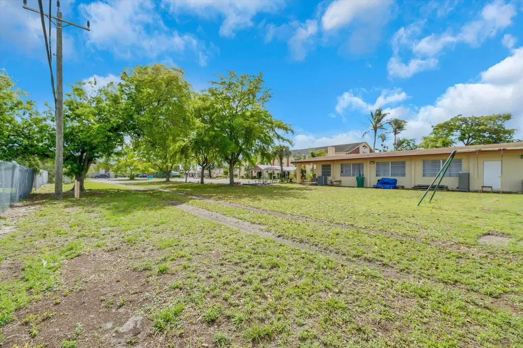 4101 SW 61st Avenue Davie FL