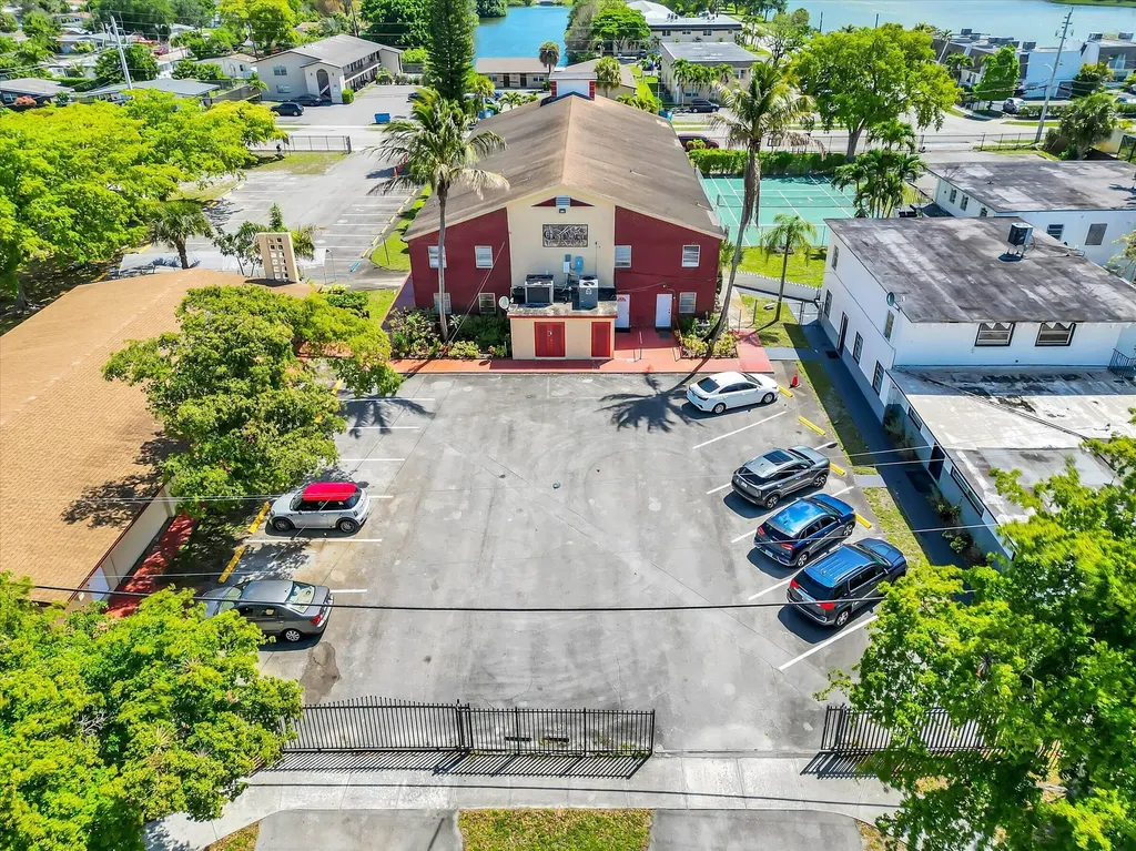 4101 SW 61st Avenue Davie FL
