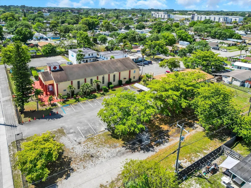 4101 SW 61st Avenue Davie FL