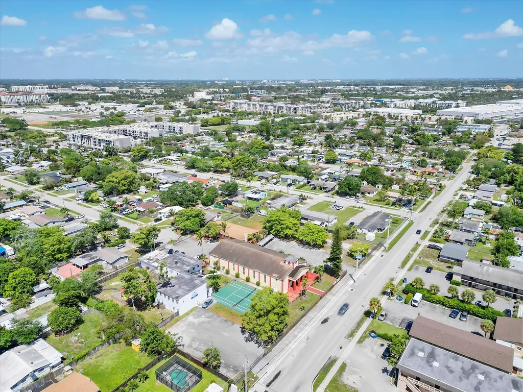4101 SW 61st Avenue Davie FL