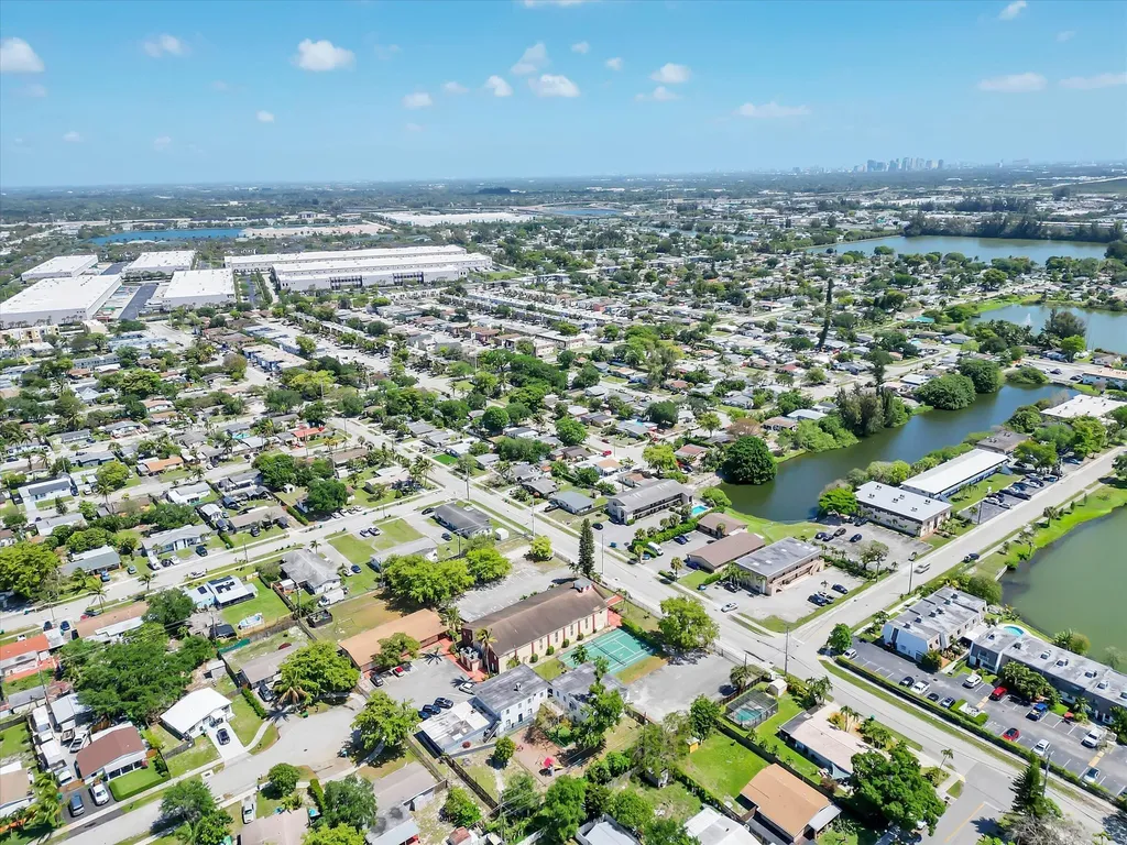 4101 SW 61st Avenue Davie FL