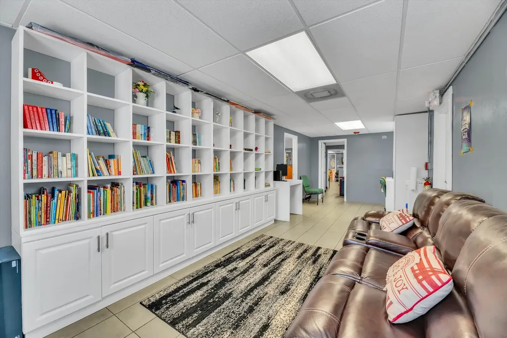 4101 SW 61st Avenue Davie FL