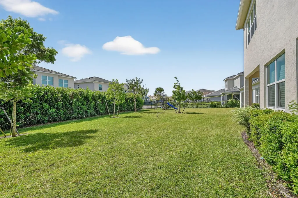 5632 Liberty Lane Westlake FL 33470