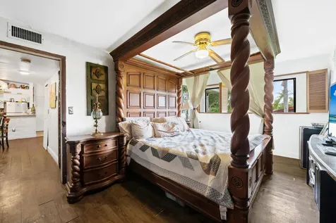 10443 E Clairmont Circle Tamarac FL 33321