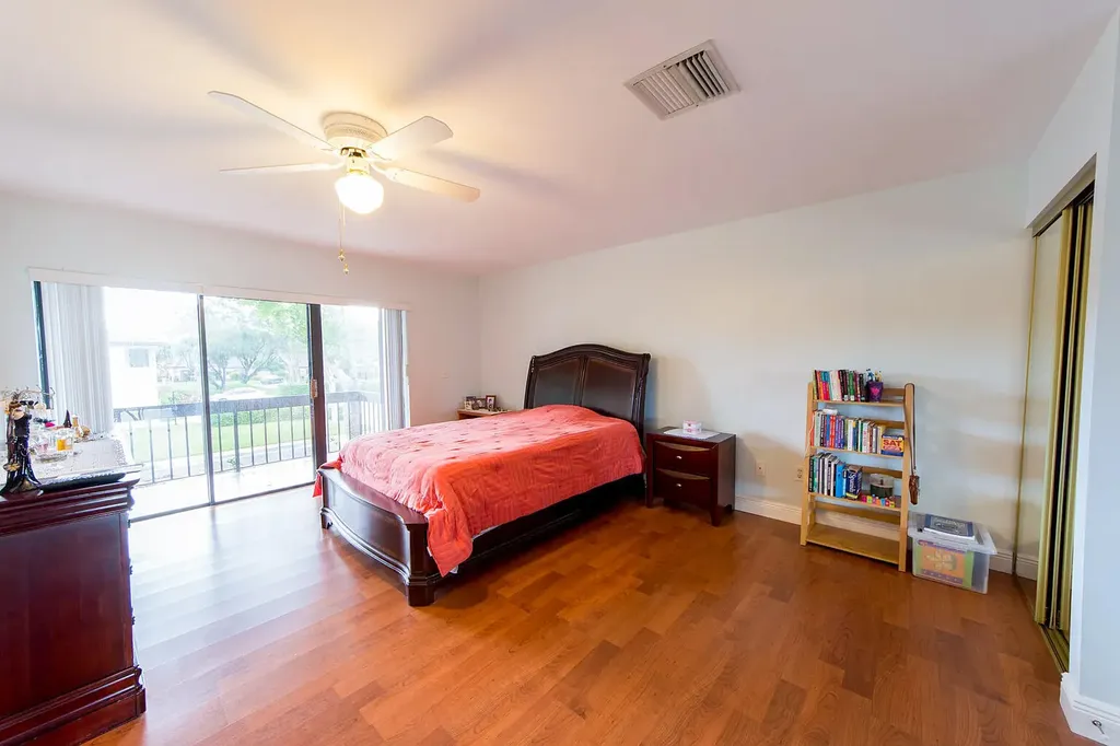 21820 Cypress Circle Boca Raton FL 33433