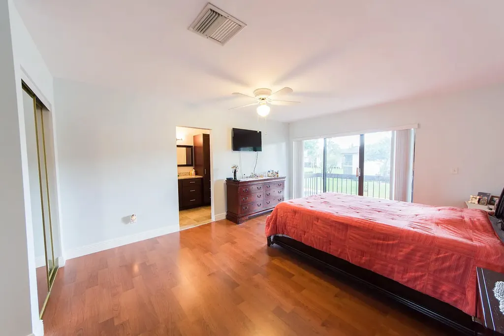 21820 Cypress Circle Boca Raton FL 33433