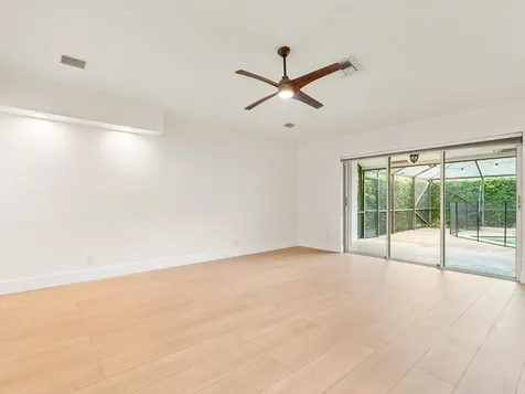 833 Heron Road Weston FL 33326