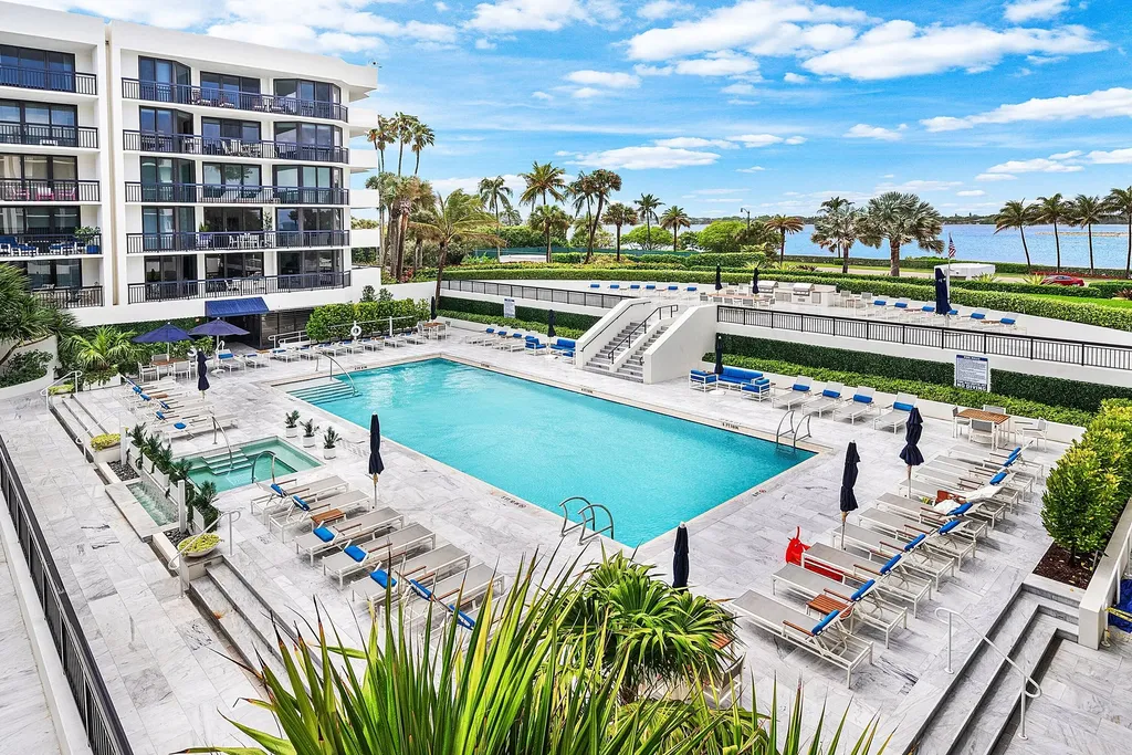 3140 S Ocean Boulevard Palm Beach FL 33480